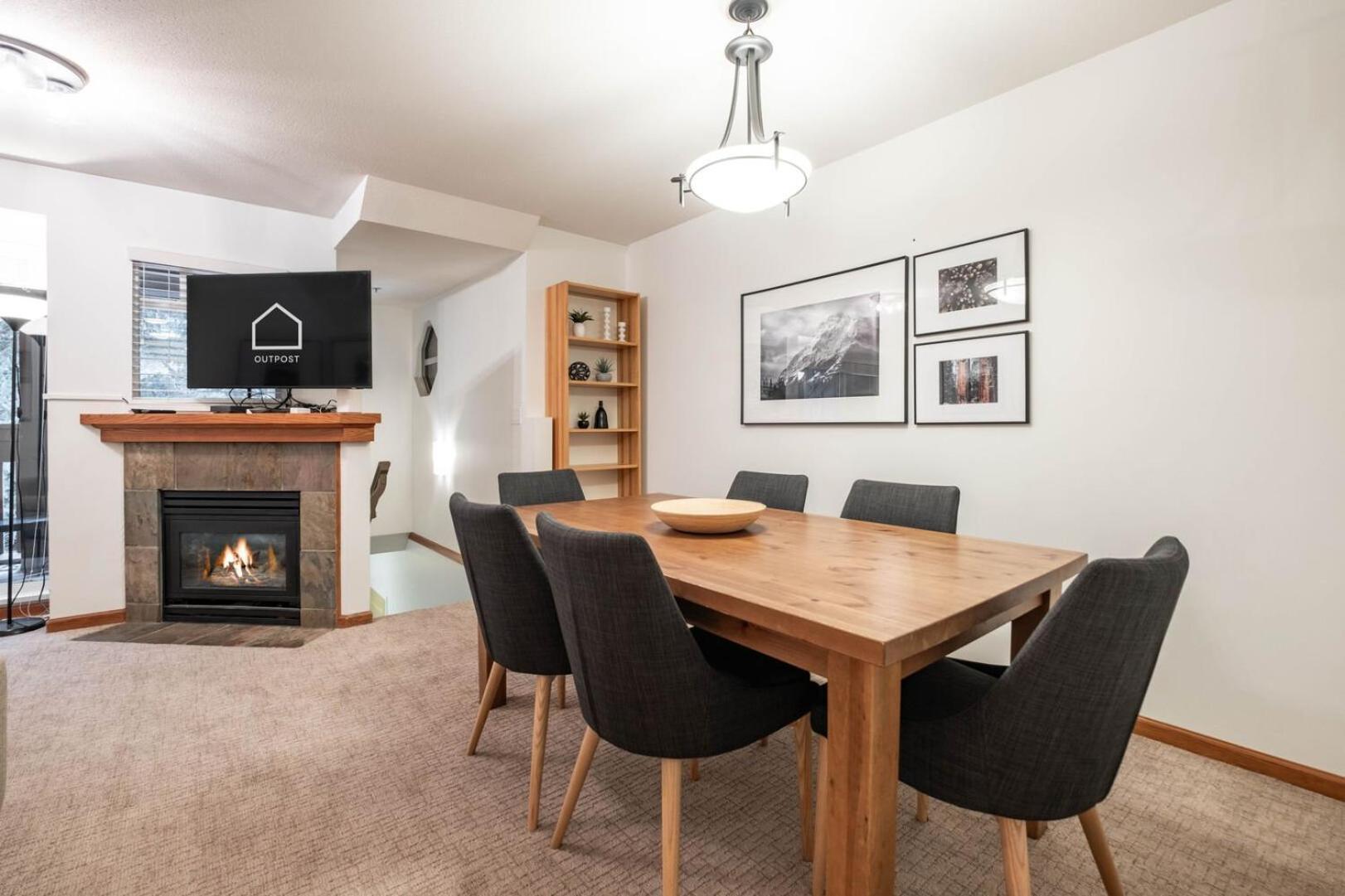 Villa Sunpath By Outpost Whistler Extérieur photo