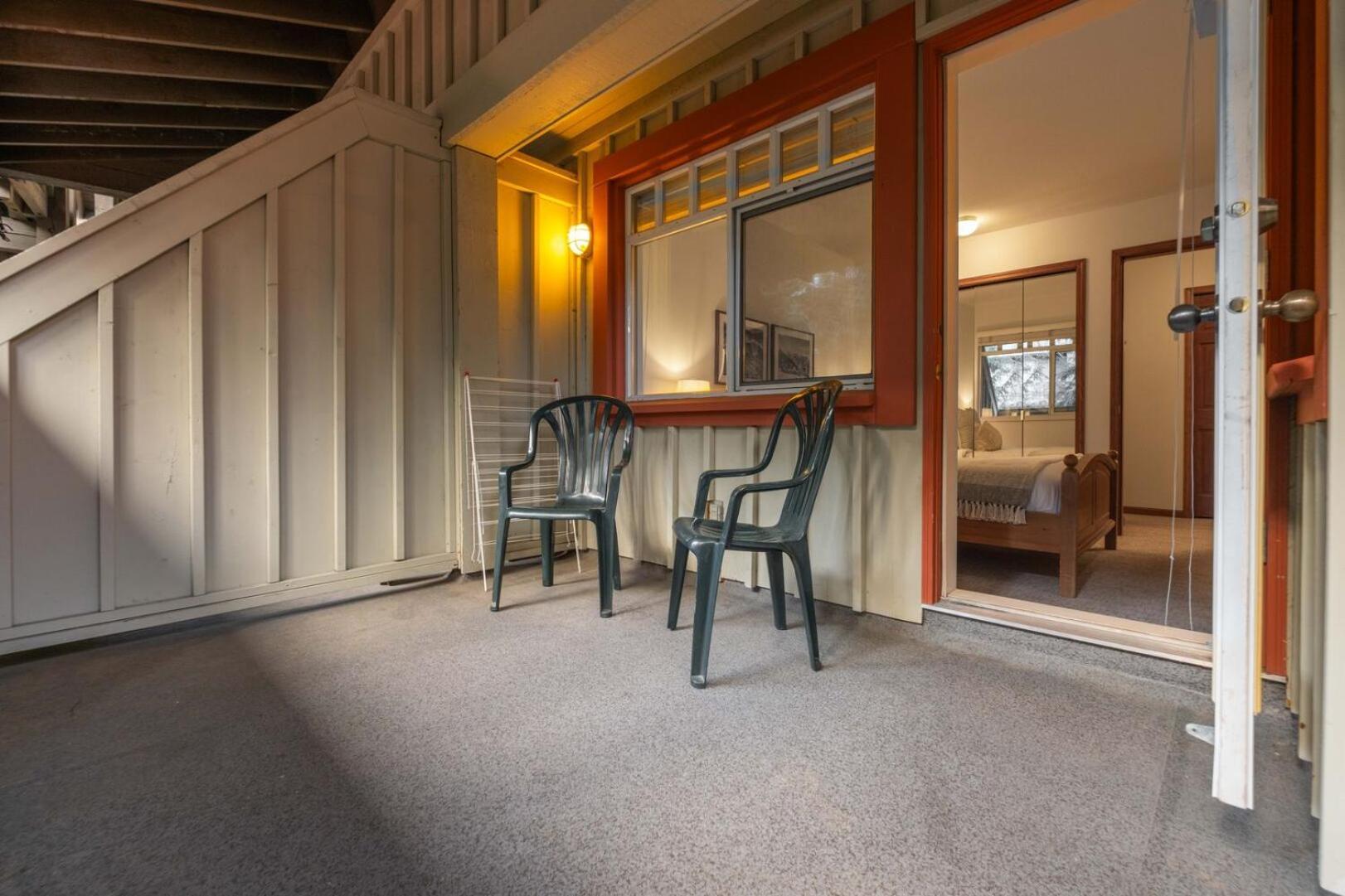 Villa Sunpath By Outpost Whistler Extérieur photo